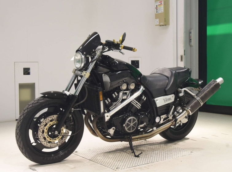 Мотоцикл Yamaha V-MAX1200 с пробегом 23441 km