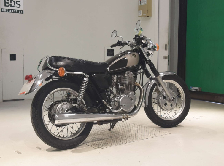 Мотоцикл Yamaha SR400 з пробігом 54681 km