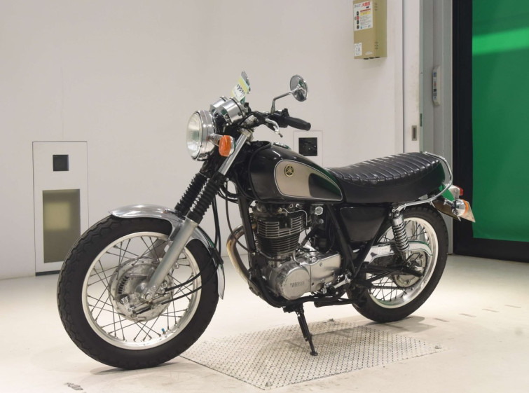 Мотоцикл Yamaha SR400 з пробігом 54681 km