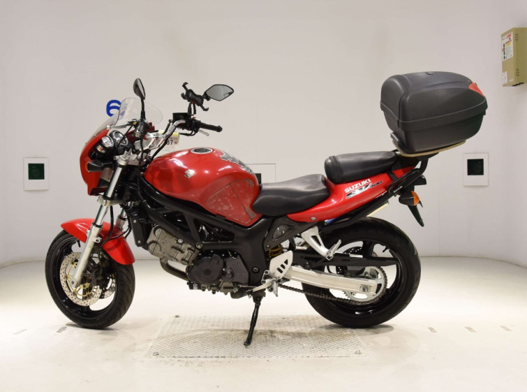 Мотоцикл Suzuki SV400 з пробігом 56824 km