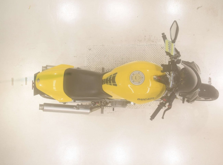 Мотоцикл Ducati MONSTER 400 з пробігом 2431 km