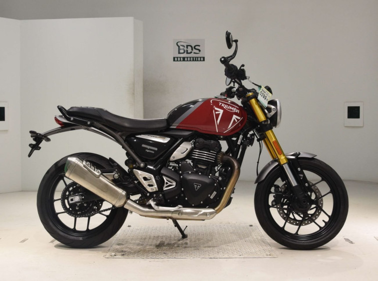 Мотоцикл Triumph speed 400 с пробегом 4390 km
