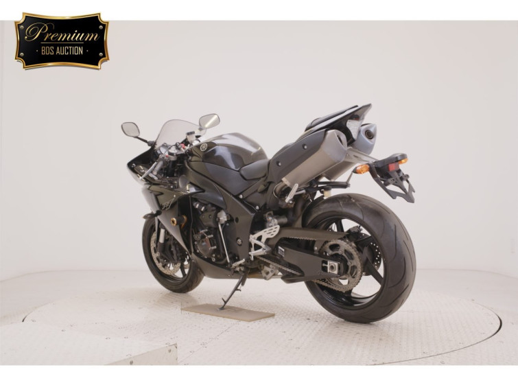 Мотоцикл Yamaha YZF-R1 з пробігом 7924 m