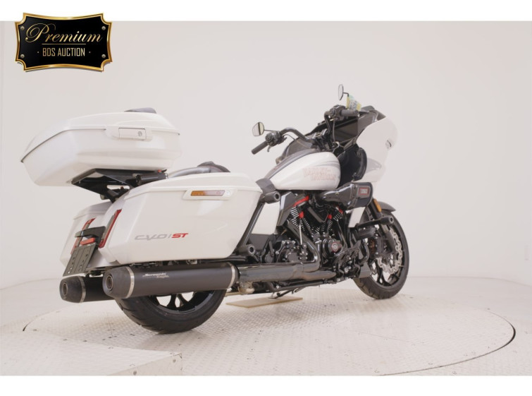 Мотоцикл HD FLTRXSTSE1980CVO с пробегом 5 km