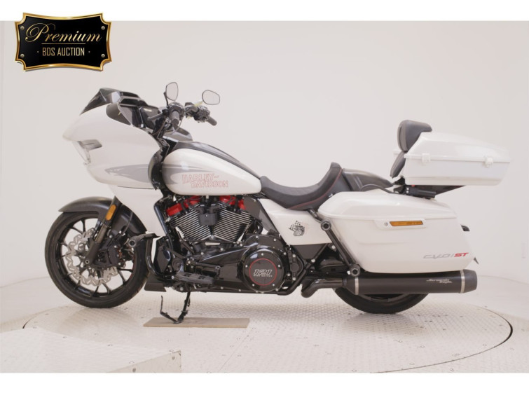 Мотоцикл HD FLTRXSTSE1980CVO с пробегом 5 km