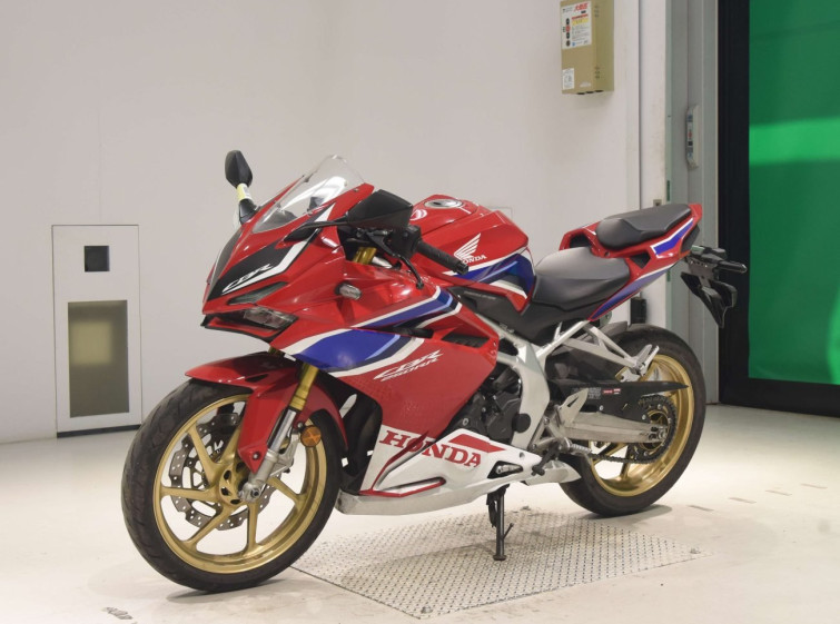 Мотоцикл Honda CBR250RRA