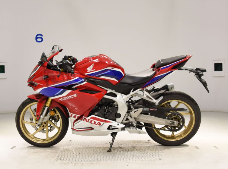 Мотоцикл Honda CBR250RRA