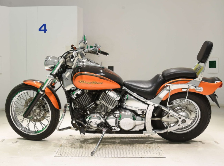 Мотоцикл Yamaha DRAGSTAR XVS400