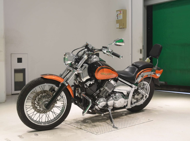 Мотоцикл Yamaha DRAGSTAR XVS400