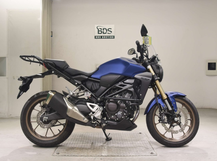 Мотоцикл Honda CB250RA с пробегом 6070 km