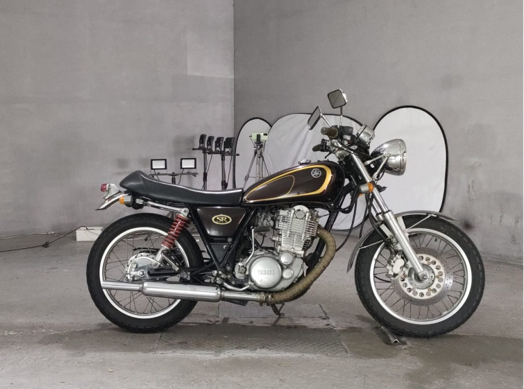 Мотоцикл Yamaha SR400 с пробегом 38826 km