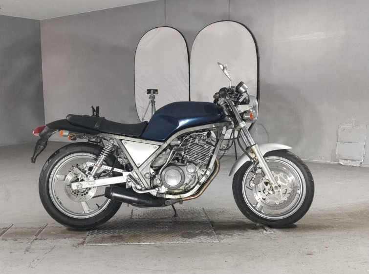 Мотоцикл Yamaha SRX400 с пробегом 17013 km