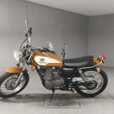Мотоцикл Yamaha SR400 с пробегом 4035 km