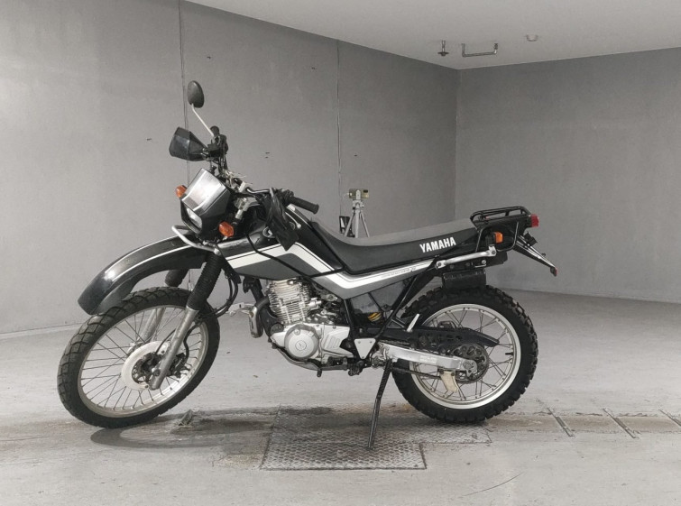 Мотоцикл Yamaha SEROW XT225 с пробегом 23772 km