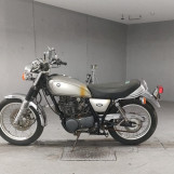 Мотоцикл Yamaha SR400 с пробегом 1062 km