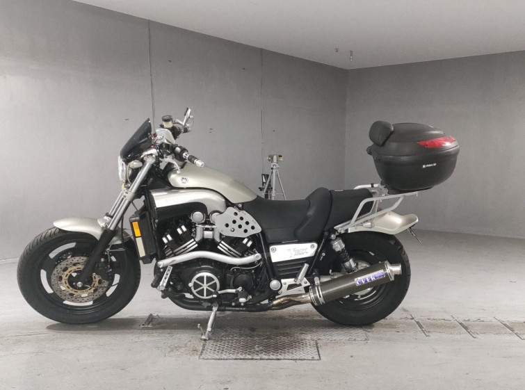 Мотоцикл Yamaha V-MAX1200 з пробігом 7072 km