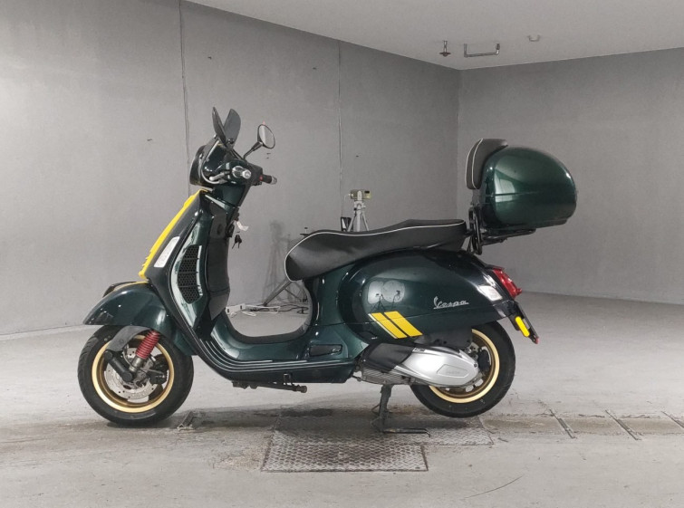 Мотоцикл Vespa GTS300 SUPER з пробігом 38009 km