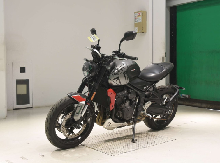 Мотоцикл Triumph TRIDENT660 з пробігом 6800 km