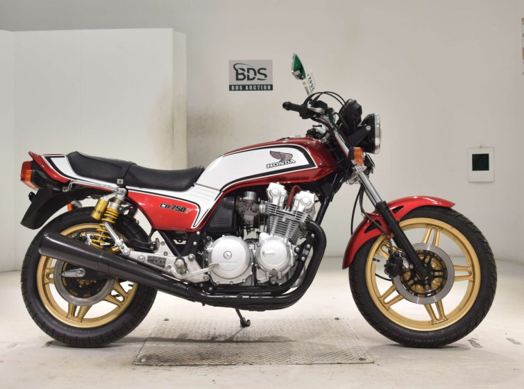 Мотоцикл Honda CB750SF з пробігом 15248 km