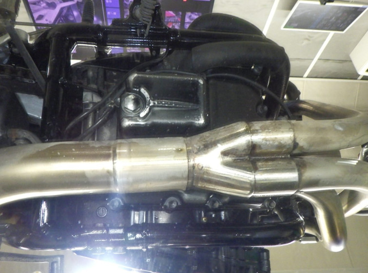 Мотоцикл Suzuki GSX400 IMPULSE с пробегом 8603 km