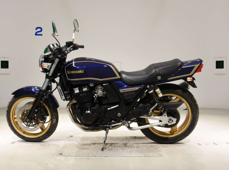 Мотоцикл Kawasaki ZRX400 с пробегом 4471 km