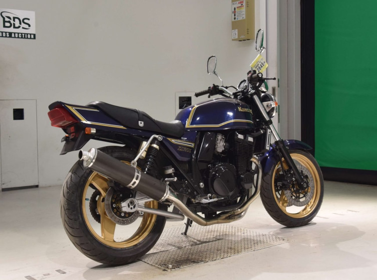 Мотоцикл Kawasaki ZRX400 с пробегом 4471 km