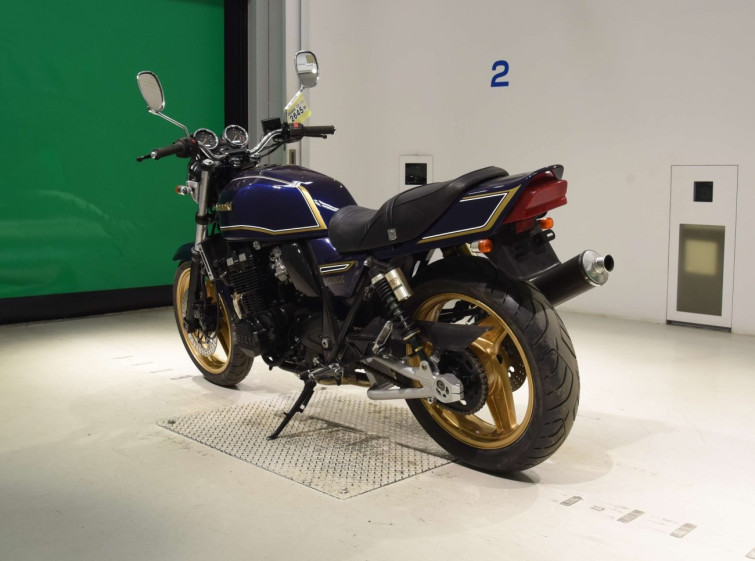 Мотоцикл Kawasaki ZRX400 с пробегом 4471 km