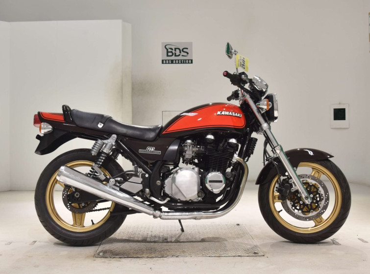 Мотоцикл Kawasaki ZEPHYR750 з пробігом 6320 km