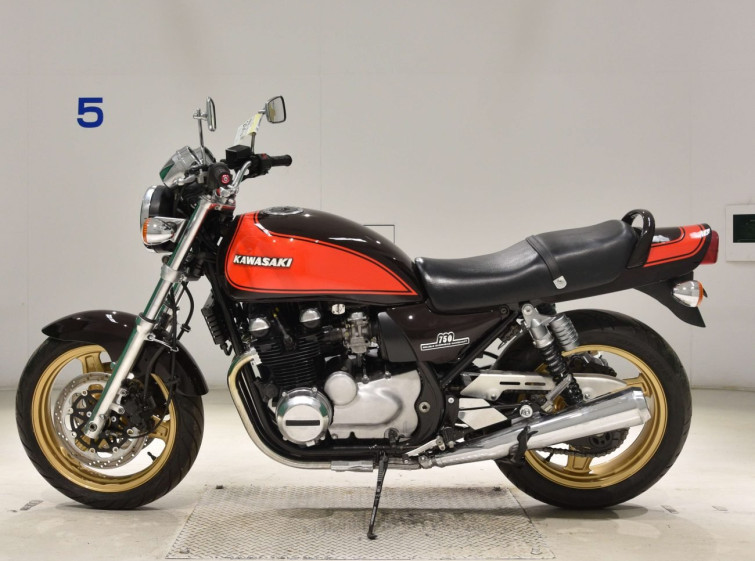 Мотоцикл Kawasaki ZEPHYR750 з пробігом 6320 km