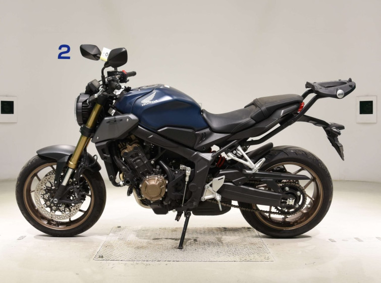 Мотоцикл Honda CB650R з пробігом 7772 km