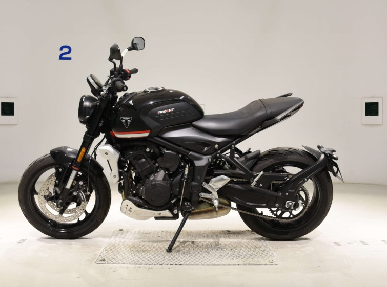 Мотоцикл Triumph TRIDENT660 з пробігом 1602 km