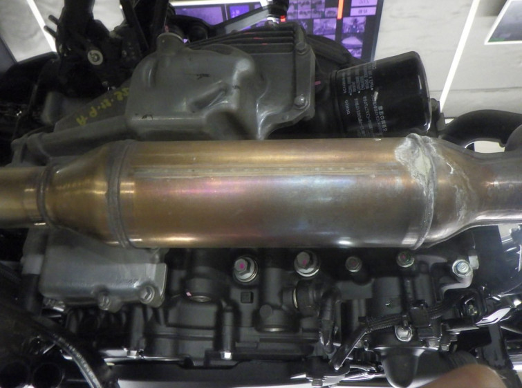 Мотоцикл Kawasaki W400 з пробігом 3590 km