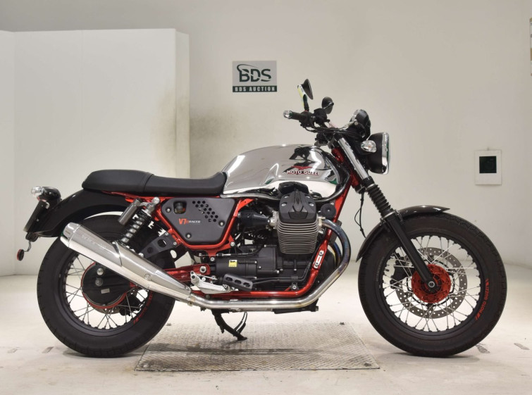 Мотоцикл Moto Guzzi V7 2 RACER з пробігом 10395 km