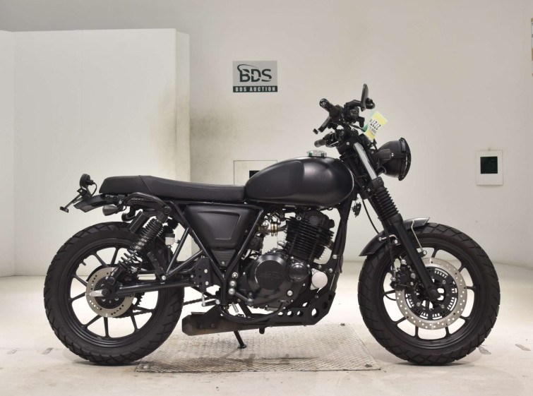 Мотоцикл Suzuki MATTE MOTORCYCLE 250 з пробігом 1177 km