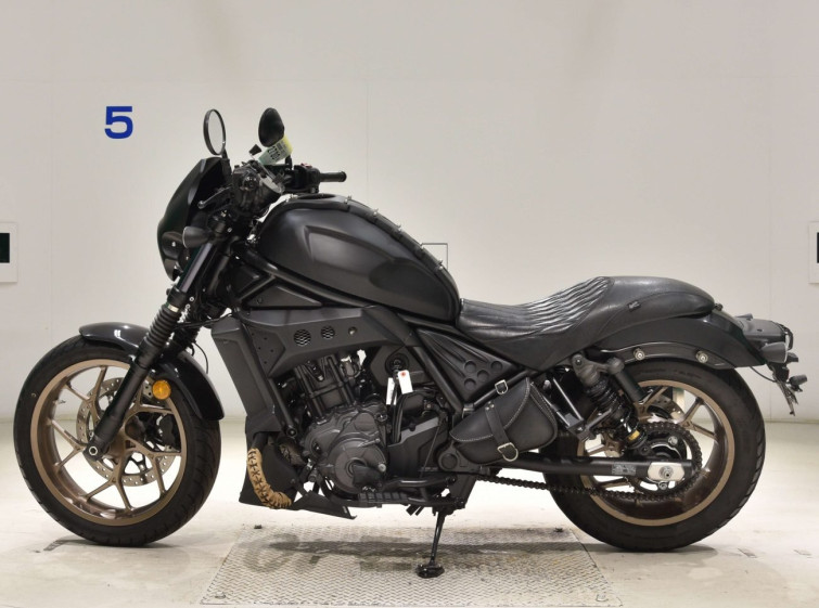 Мотоцикл Honda REBEL CMX1100 з пробігом 17530 km