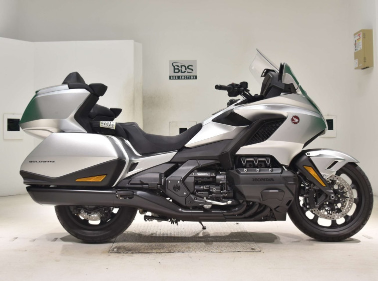 Мотоцикл Honda GL1800 TOUR D с пробегом 53 km