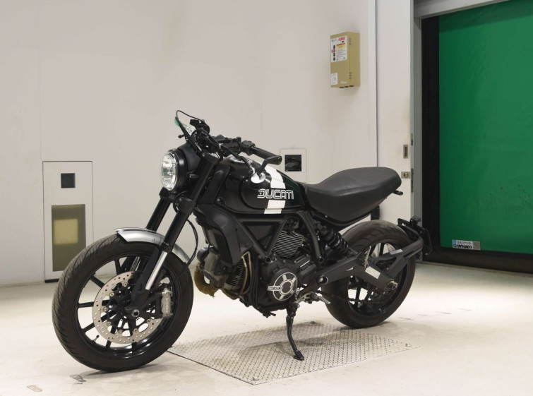 Мотоцикл Ducati SCRAMBLER 803 ICON с пробегом 26874 km
