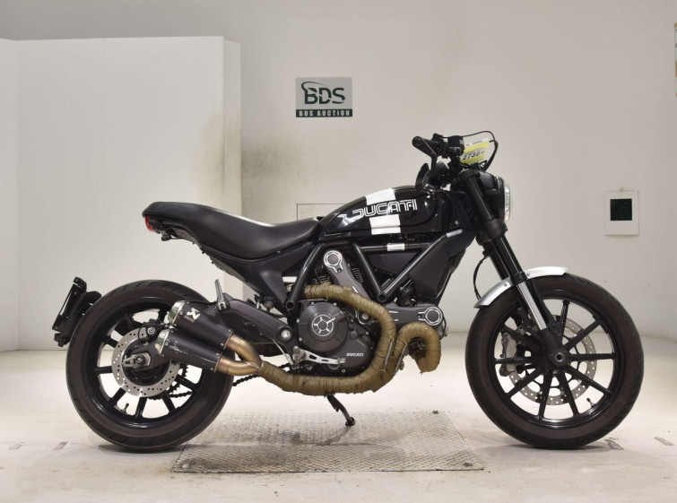 Мотоцикл Ducati SCRAMBLER 803 ICON с пробегом 26874 km