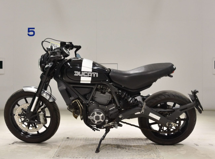 Мотоцикл Ducati SCRAMBLER 803 ICON с пробегом 26874 km