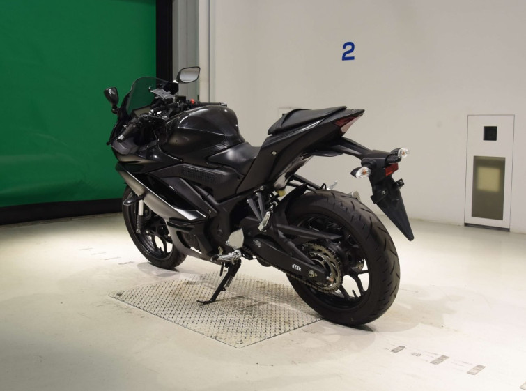 Мотоцикл Yamaha YZF-R3 з пробігом 6288 km