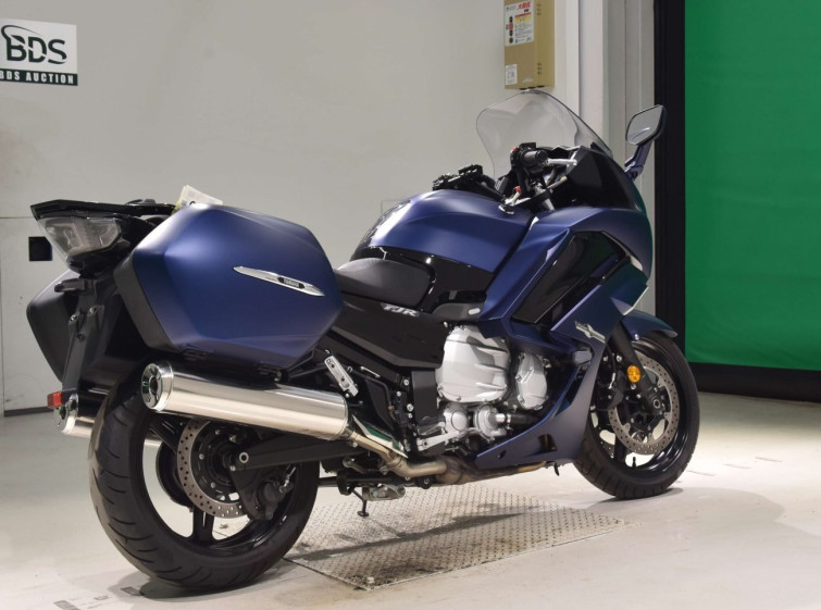 Мотоцикл Yamaha FJR1300A