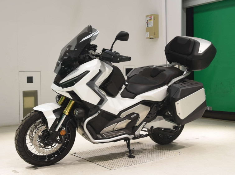 Мотоцикл Honda X-ADV750-2 с пробегом 1480 km