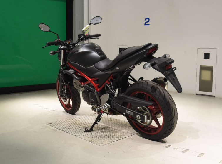 Мотоцикл Suzuki SV650A