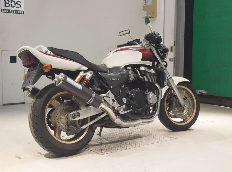 Мотоцикл Honda CB1300SF с пробегом 78182 km