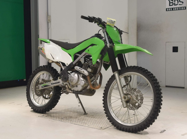 Мотоцикл Kawasaki KLX230R