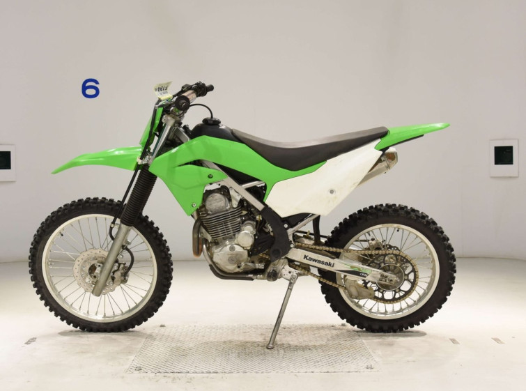 Мотоцикл Kawasaki KLX230R
