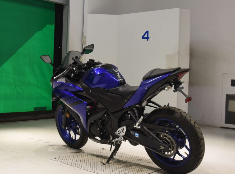Мотоцикл Yamaha YZF-R25