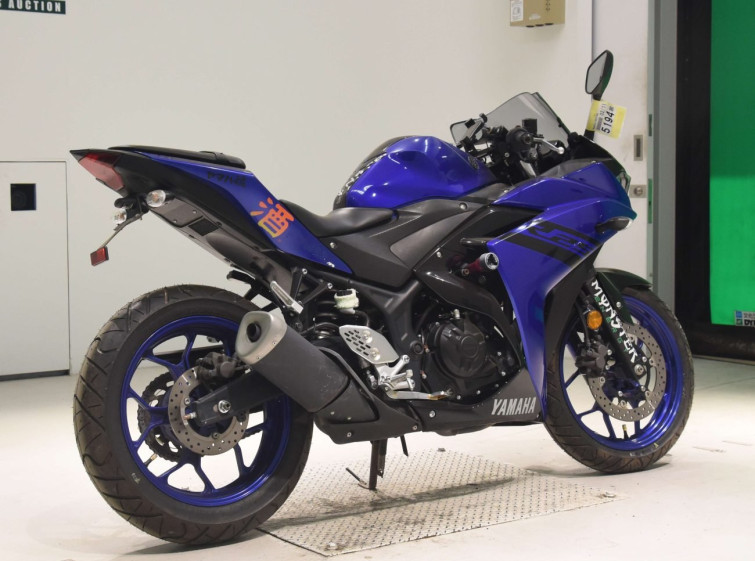 Мотоцикл Yamaha YZF-R25