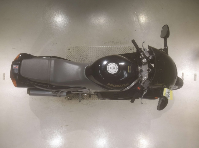 Мотоцикл Honda VFR750F з пробігом 3240 km