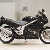Мотоцикл Honda VFR750F з пробігом 3240 km